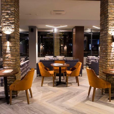 A Hoteli - Hotel Slatina Vrnjačka Banja Екстериор снимка