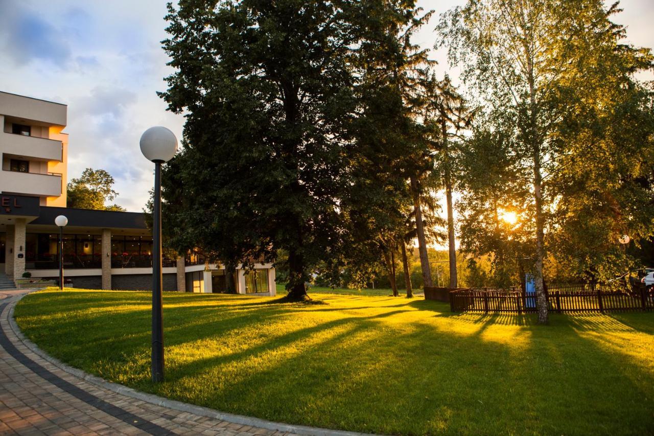 A Hoteli - Hotel Slatina Vrnjačka Banja Екстериор снимка